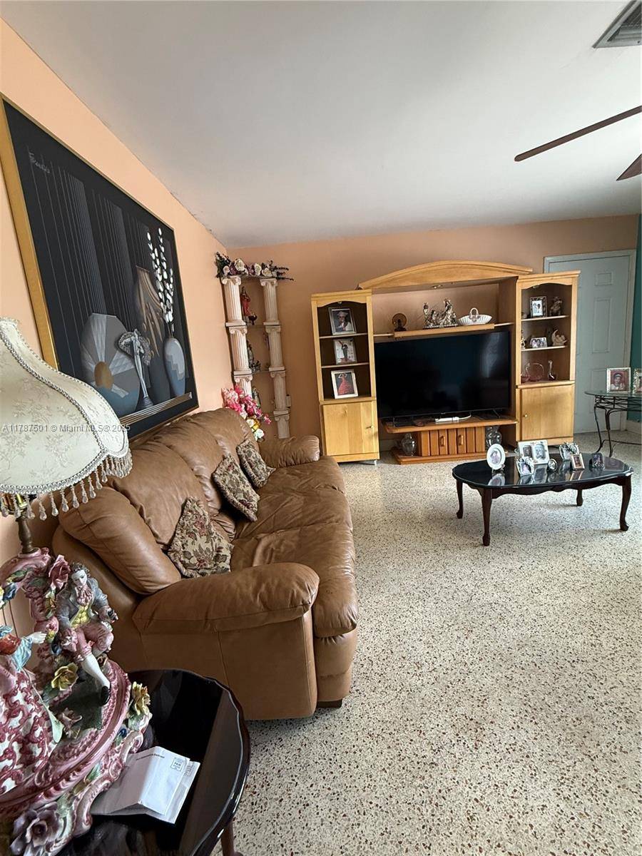 Miami Gardens, FL 33055,17910 NW 52nd Ave