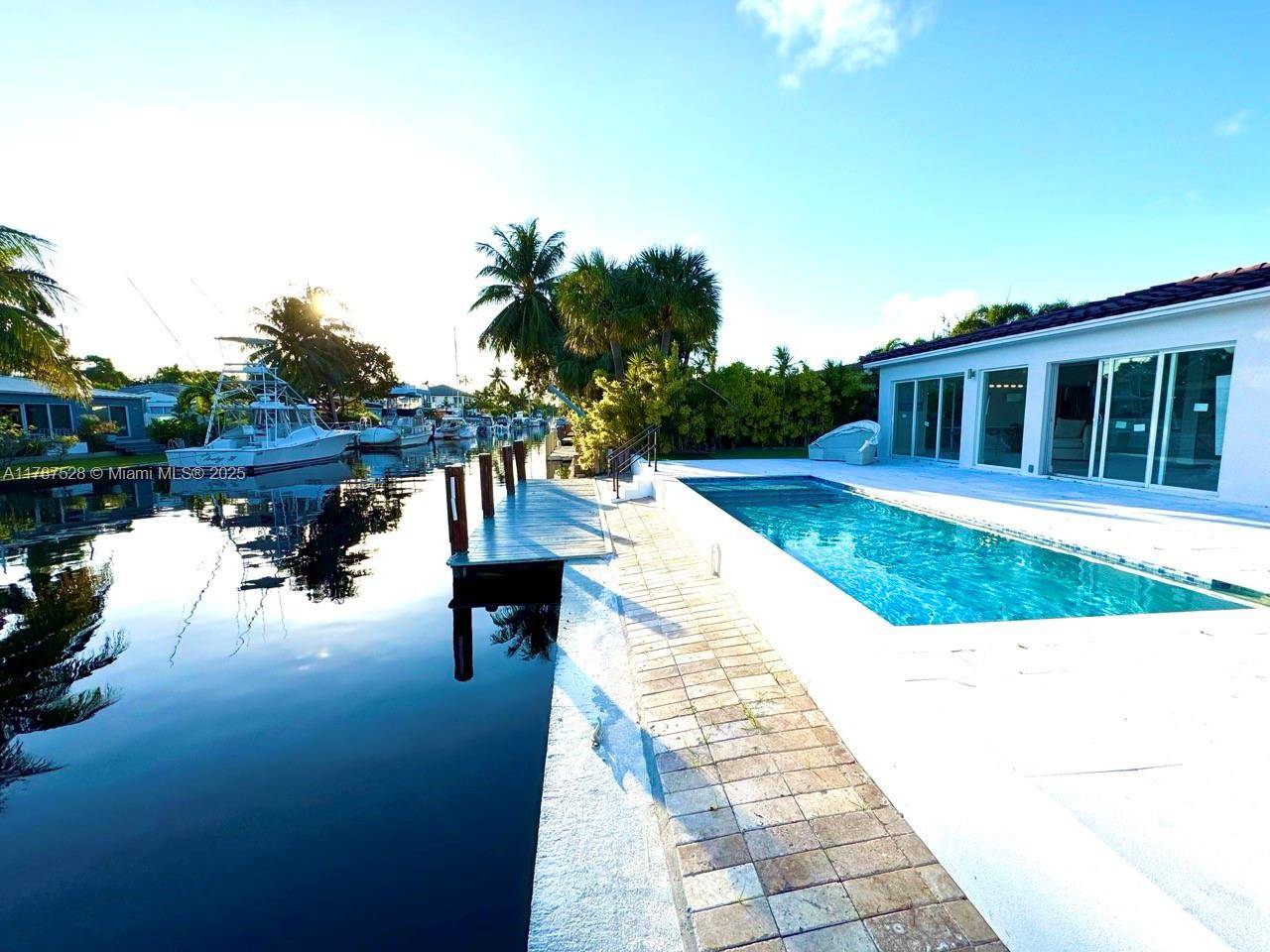 Fort Lauderdale, FL 33315,1012 Tangelo Isle