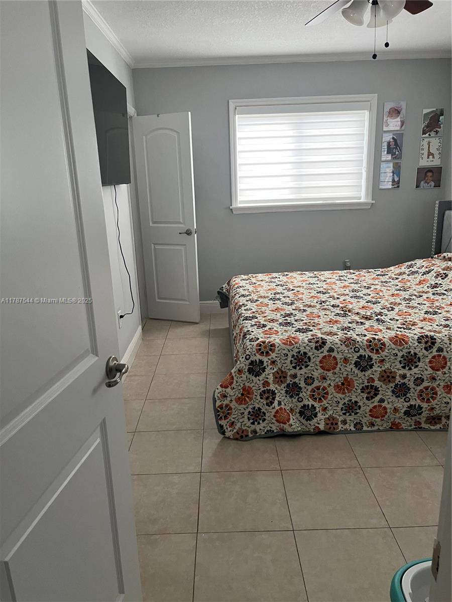 Miramar, FL 33023,7837 Orleans St