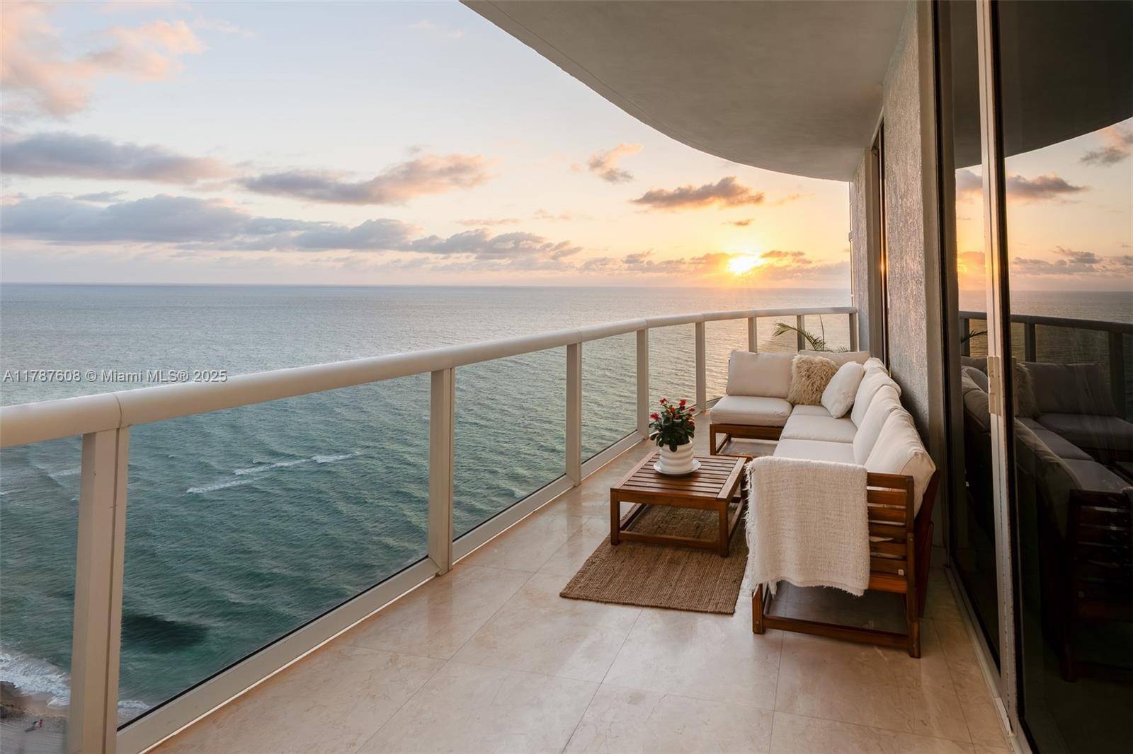 Sunny Isles Beach, FL 33160,15901 Collins Ave #2502