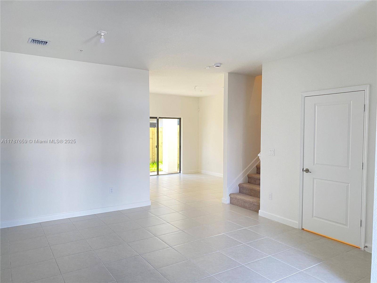 Pembroke Pines, FL 33027,253 SW 159th Way