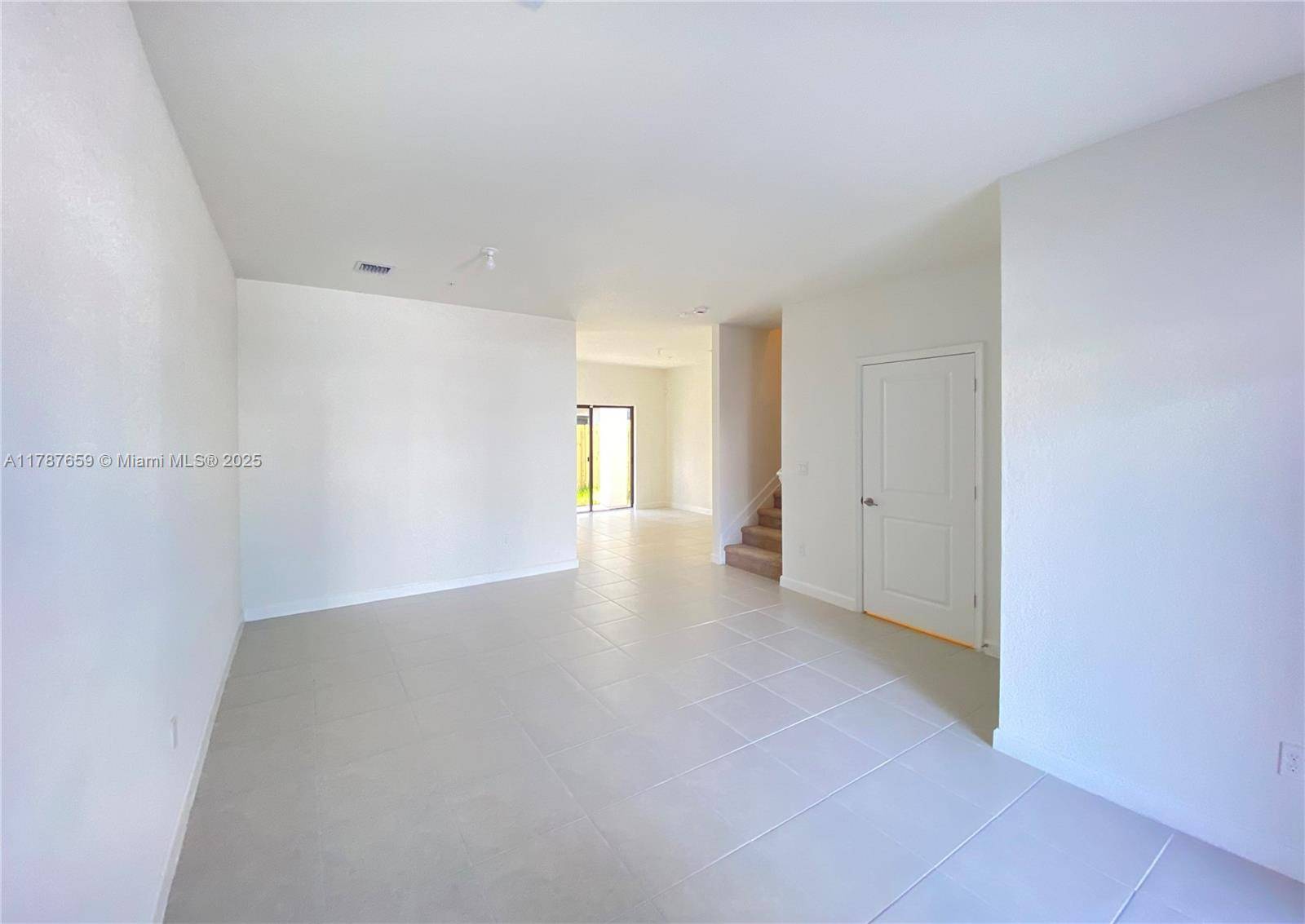 Pembroke Pines, FL 33027,253 SW 159th Way
