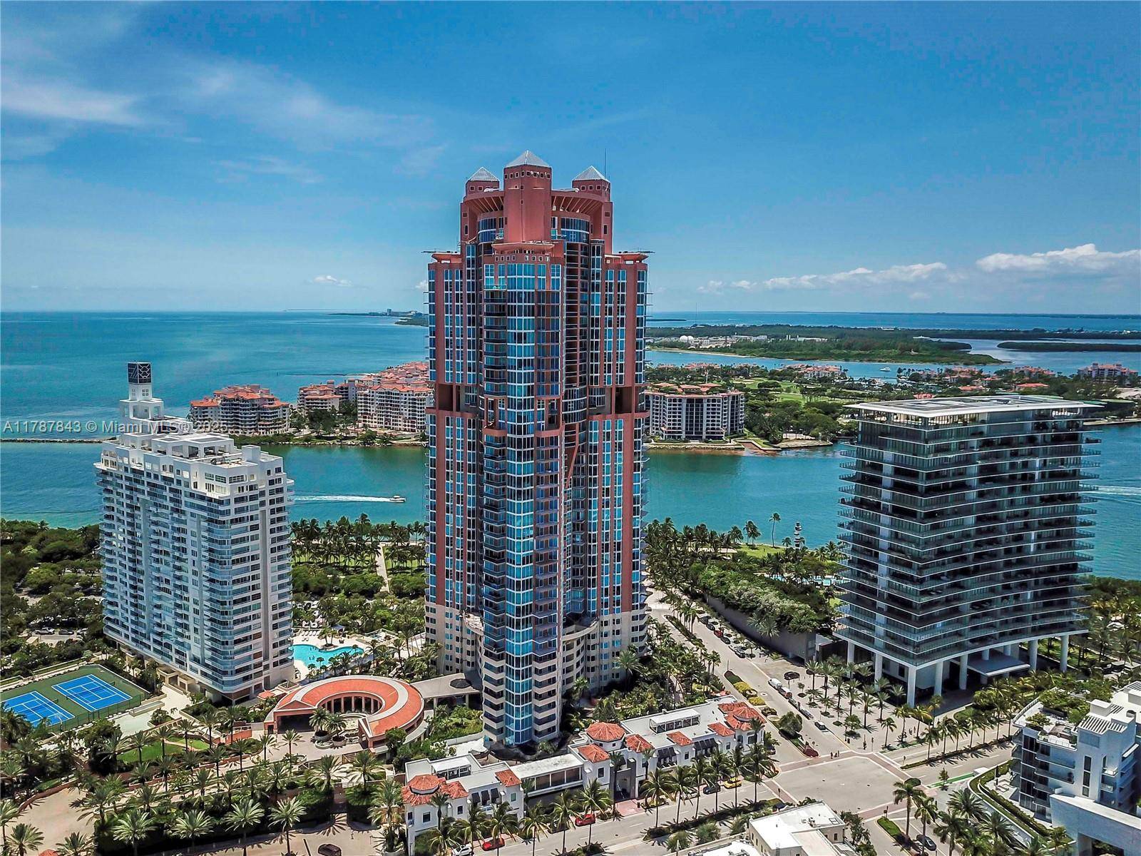 Miami Beach, FL 33139,300 S Pointe Dr #2104