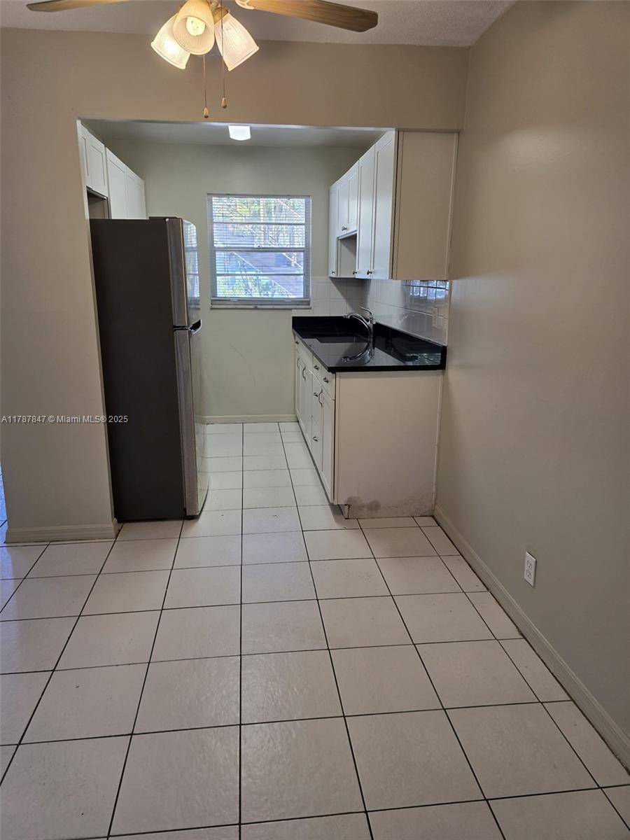 Lake Worth, FL 33460,314 S J St #4