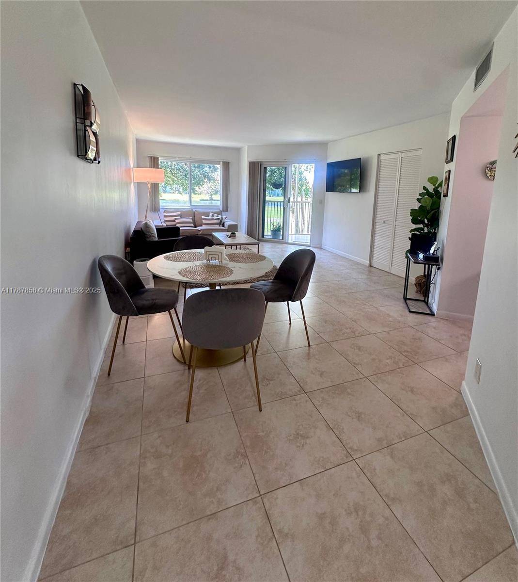 Pembroke Pines, FL 33027,100 SW 130th Ter #204C