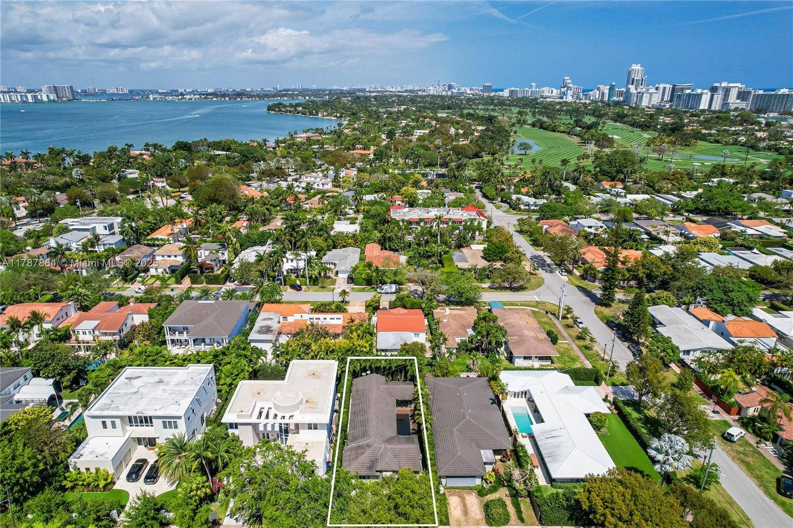 Miami Beach, FL 33140,725 W 49th St