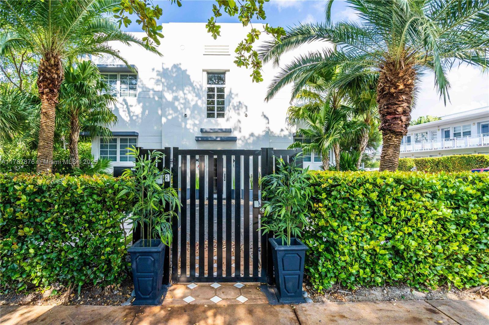 Miami Beach, FL 33139,960 Jefferson Ave