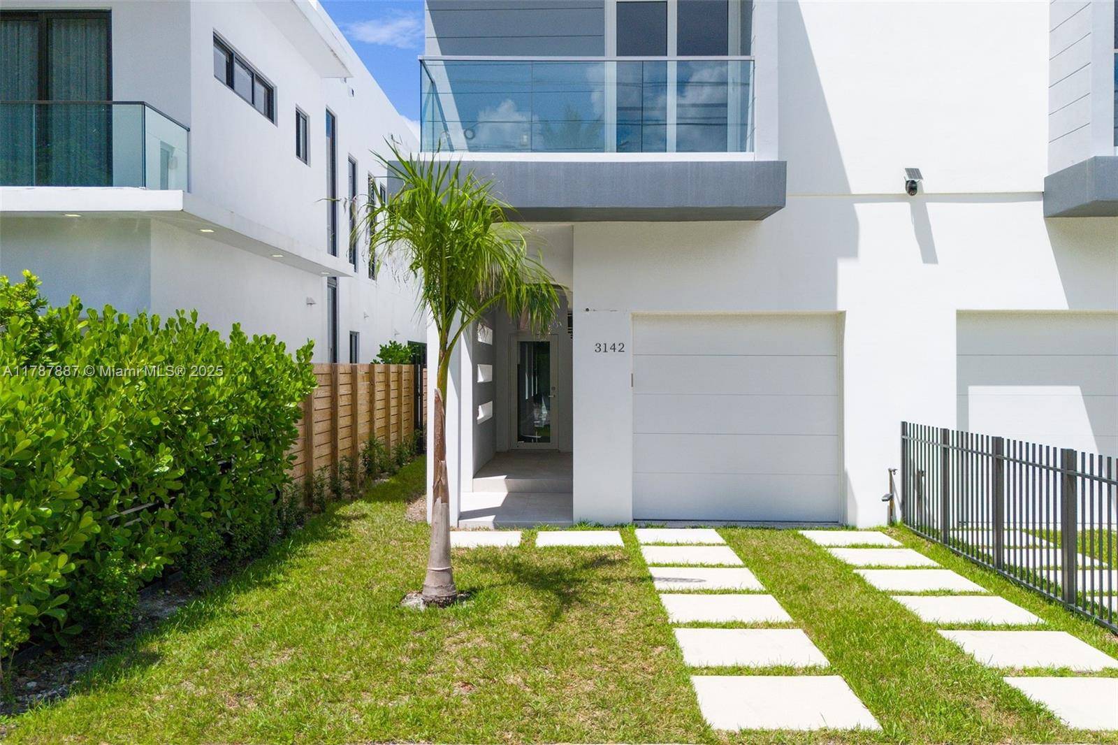 Miami, FL 33133,3142 Carter St