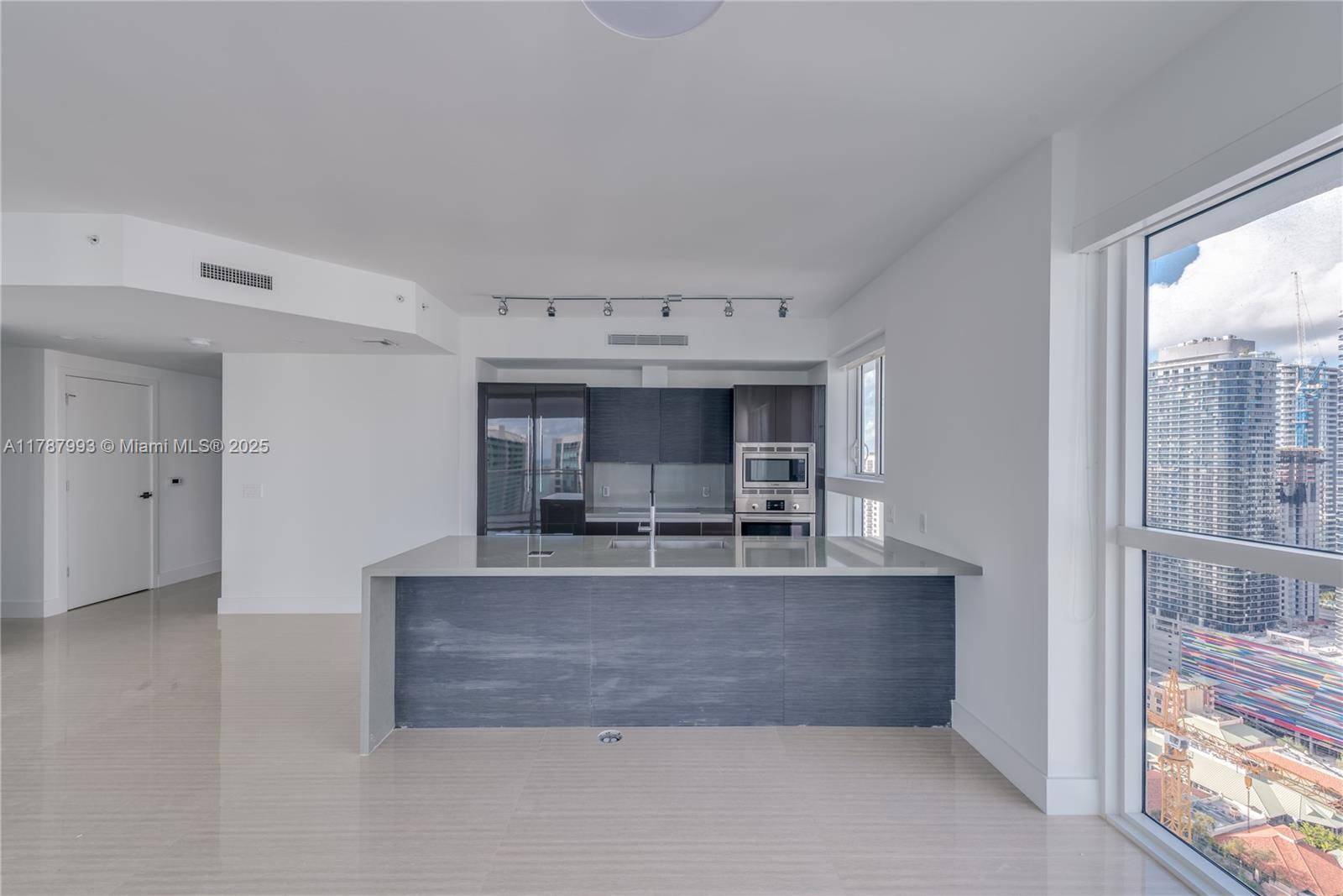 Miami, FL 33131,1080 Brickell Ave #3506