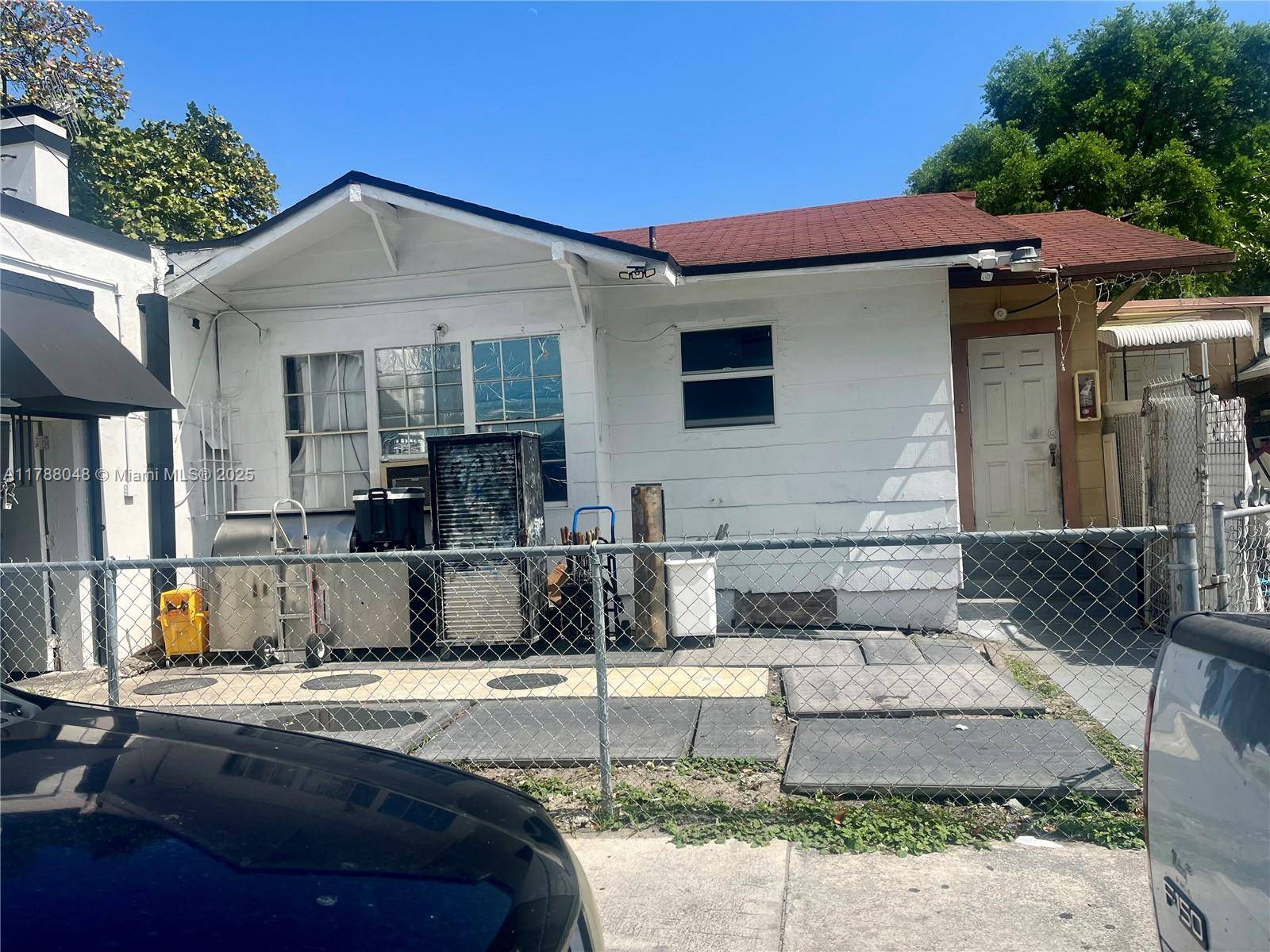 Miami, FL 33135,1574 SW 1st St