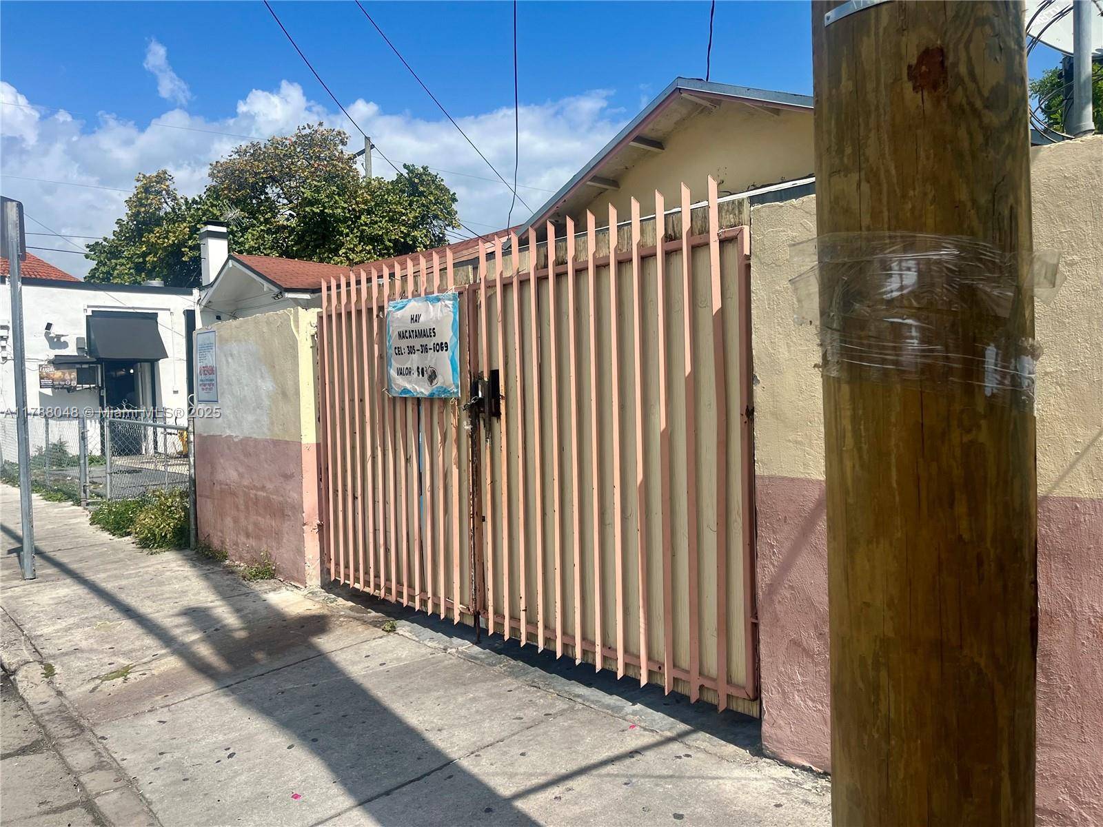 Miami, FL 33135,1574 SW 1st St
