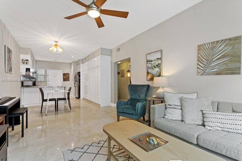Miami Beach, FL 33139,1045 Lenox Ave #12
