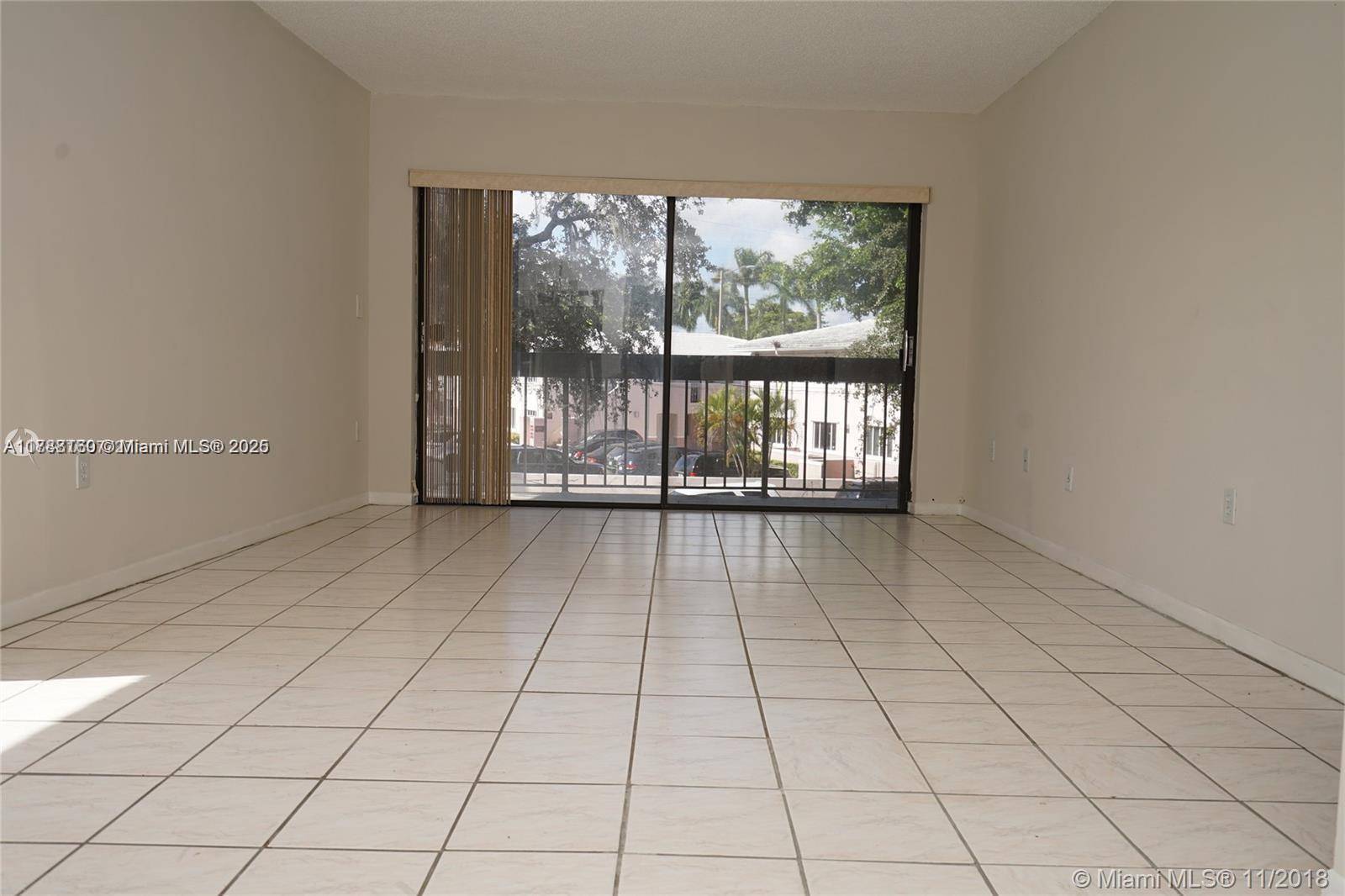Coral Gables, FL 33146,5201 Orduna Dr #12