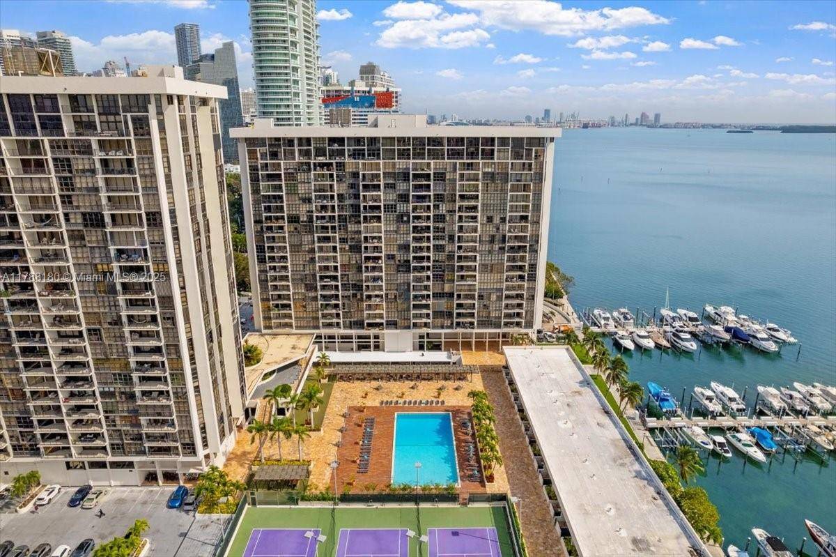 Miami, FL 33129,1865 BRICKELL Ave #A1005