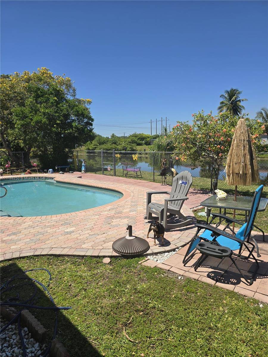 Boca Raton, FL 33428,10935 Gable St