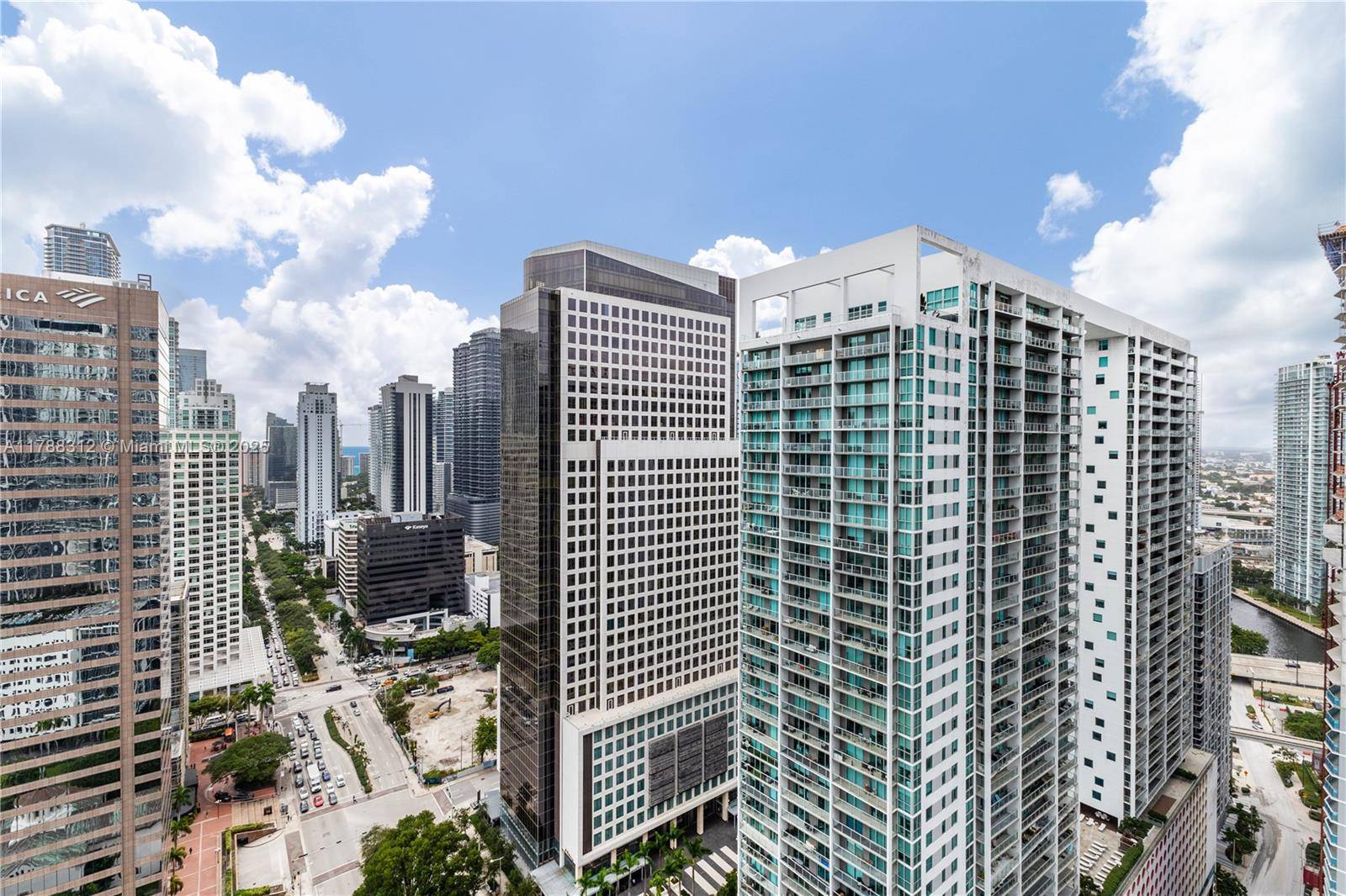 Miami, FL 33131,485 Brickell Ave #3508