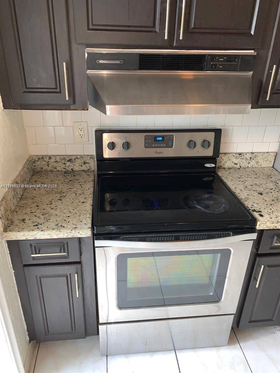 Hollywood, FL 33020,1850 Arthur St #2