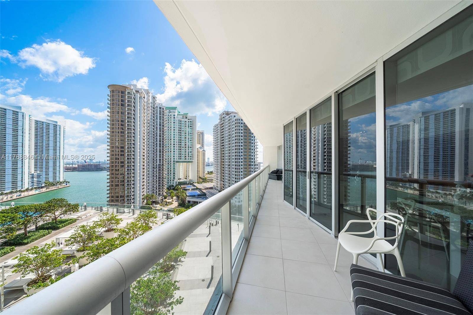 Miami, FL 33131,495 Brickell Ave #1704