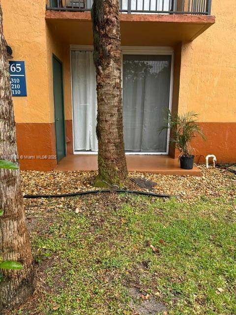 Plantation, FL 33324,10765 Cleary Blvd #109