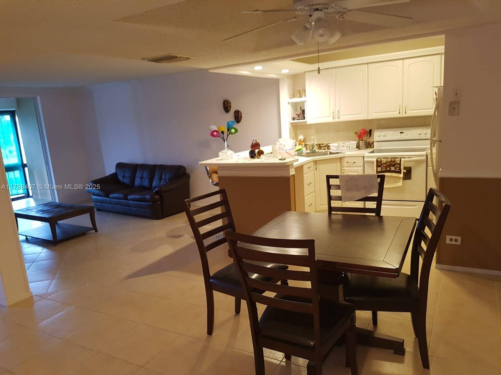Lauderhill, FL 33319,3740 Inverrary Dr #3D