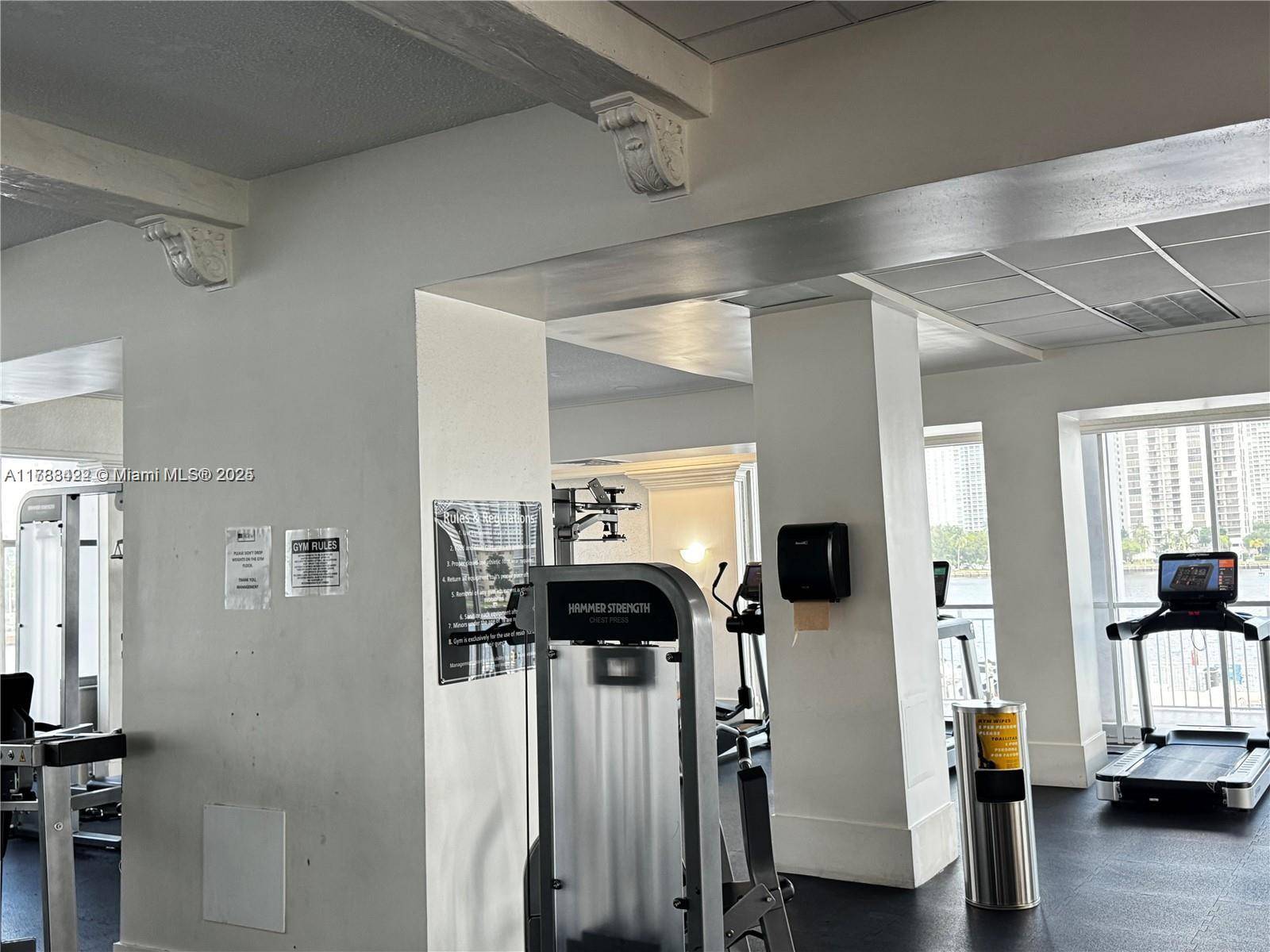 Aventura, FL 33160,18051 Biscayne Blvd #803
