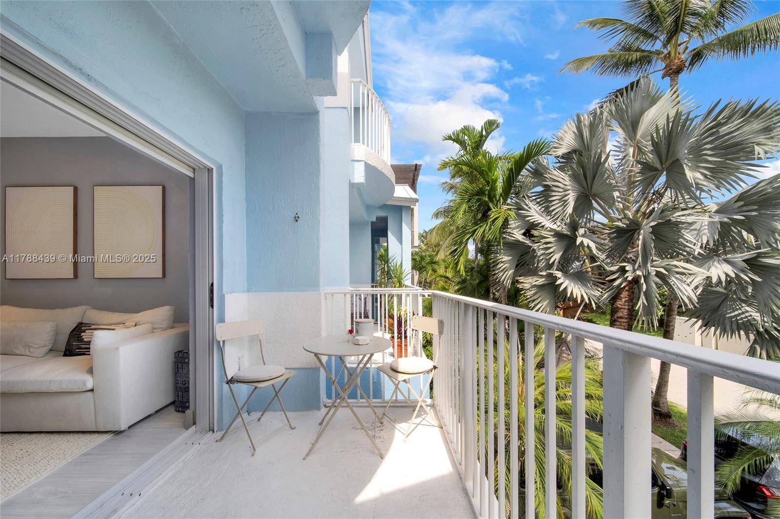 Hollywood, FL 33019,381 Franklin St