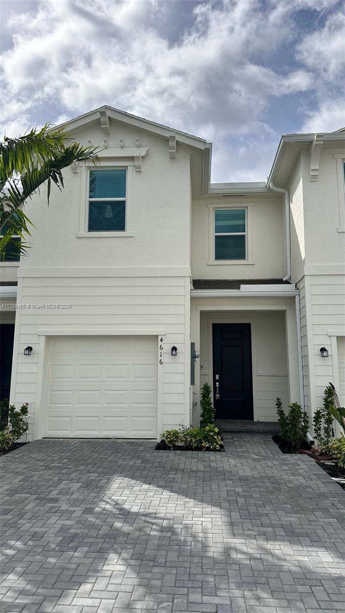 Lake Worth, FL 33463,4612 Hollister Ave #4612