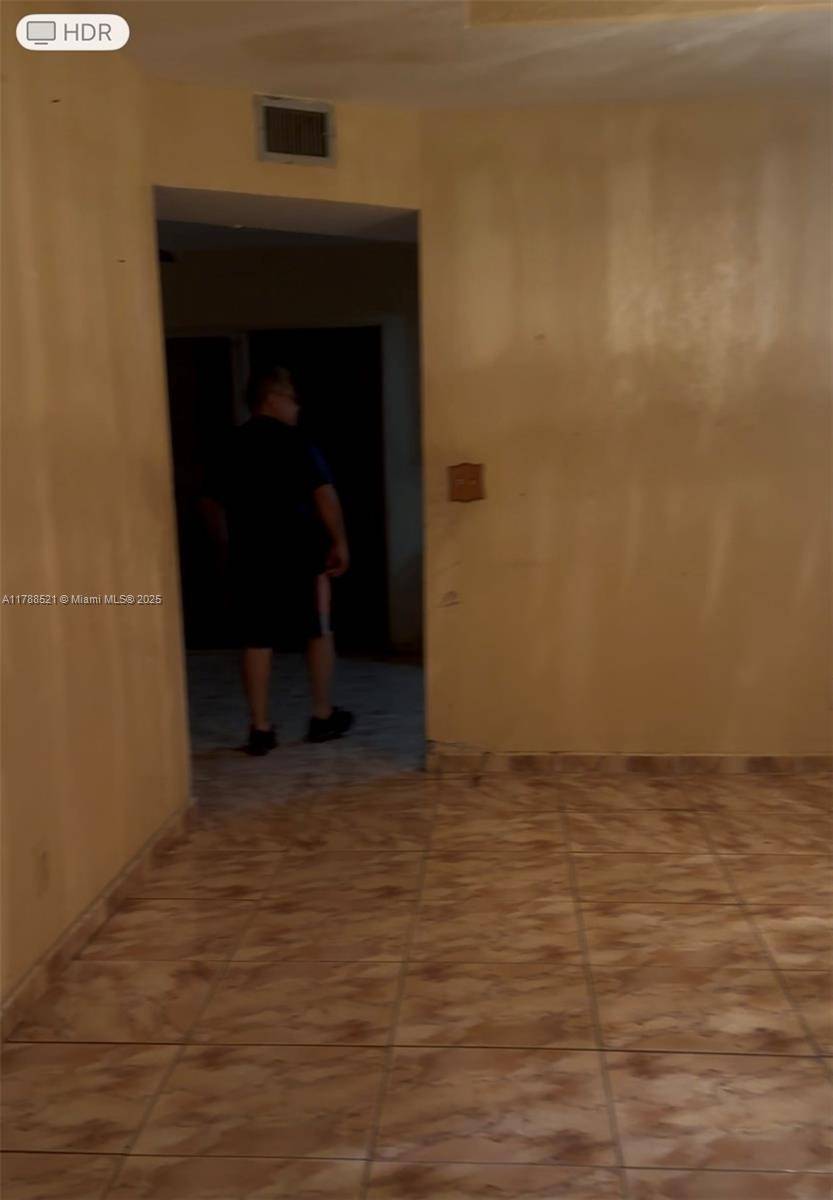 Sunrise, FL 33313,2652 NW 60th Way #175