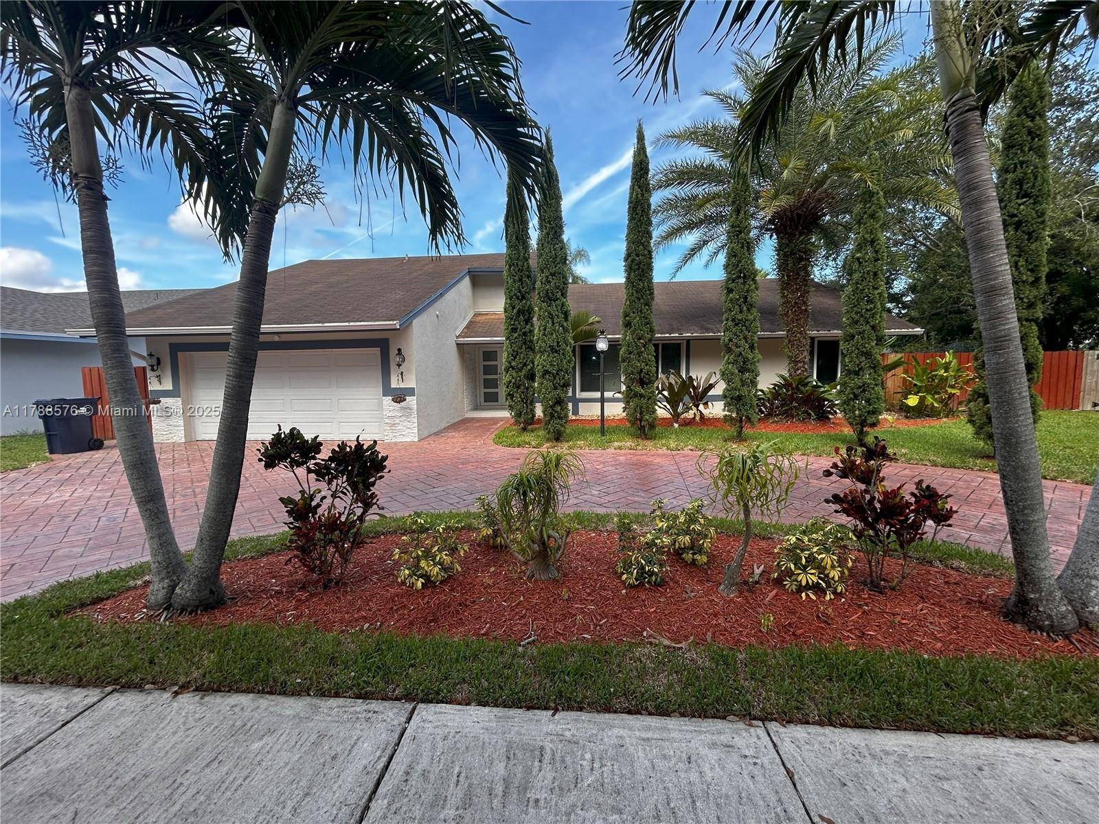 Miami, FL 33186,10115 SW 127th Ct