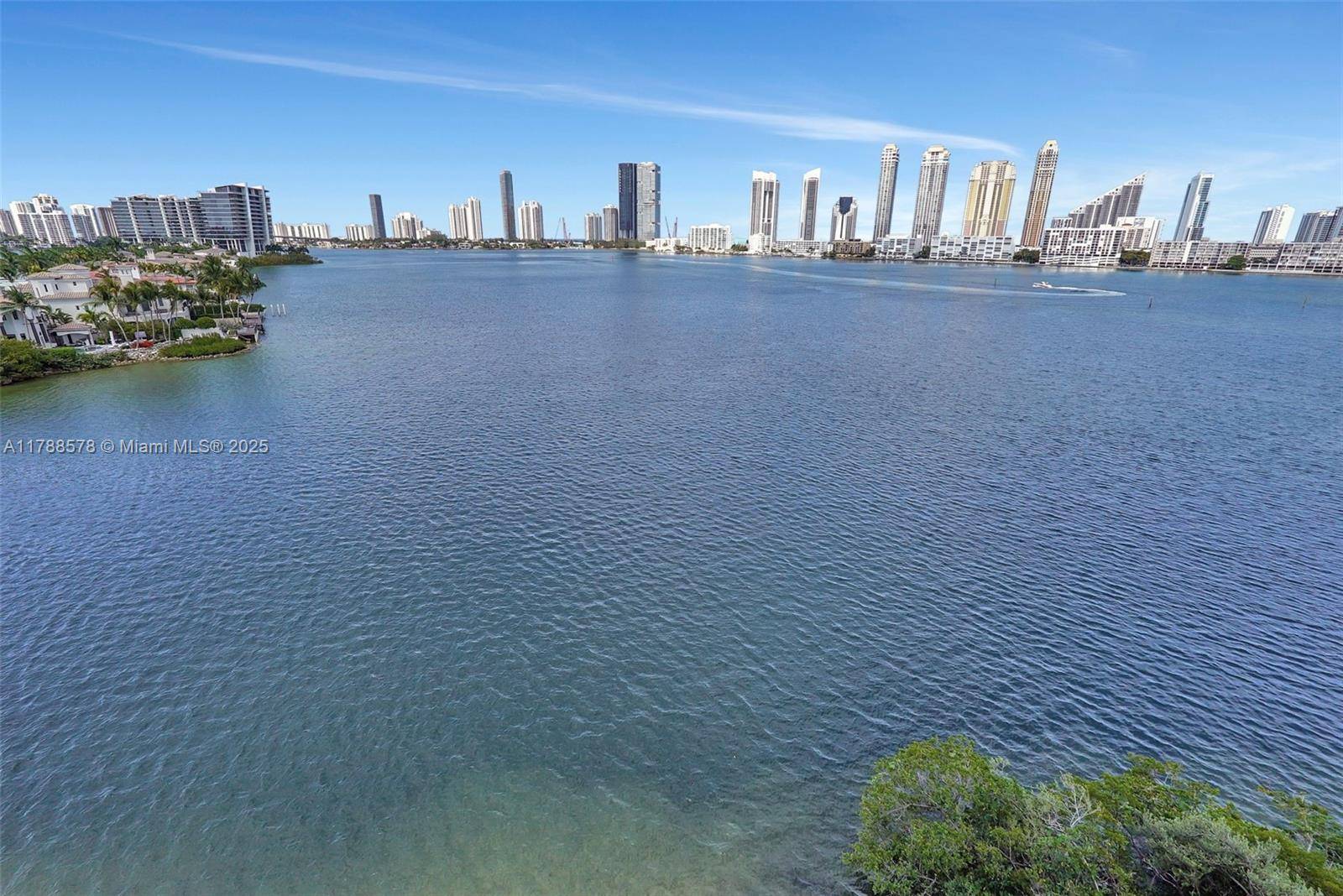 Aventura, FL 33160,3000 Island Blvd #706