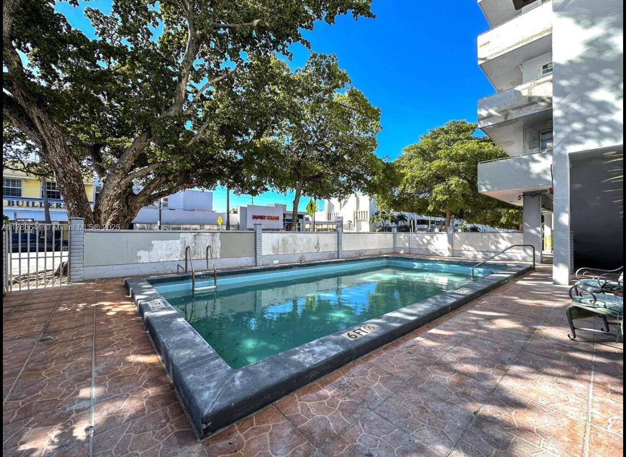 Miami Beach, FL 33141,1220 71st St #35