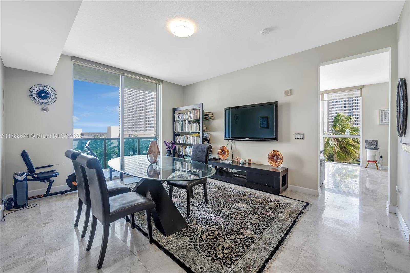 Hallandale Beach, FL 33009,1945 S Ocean Dr #401