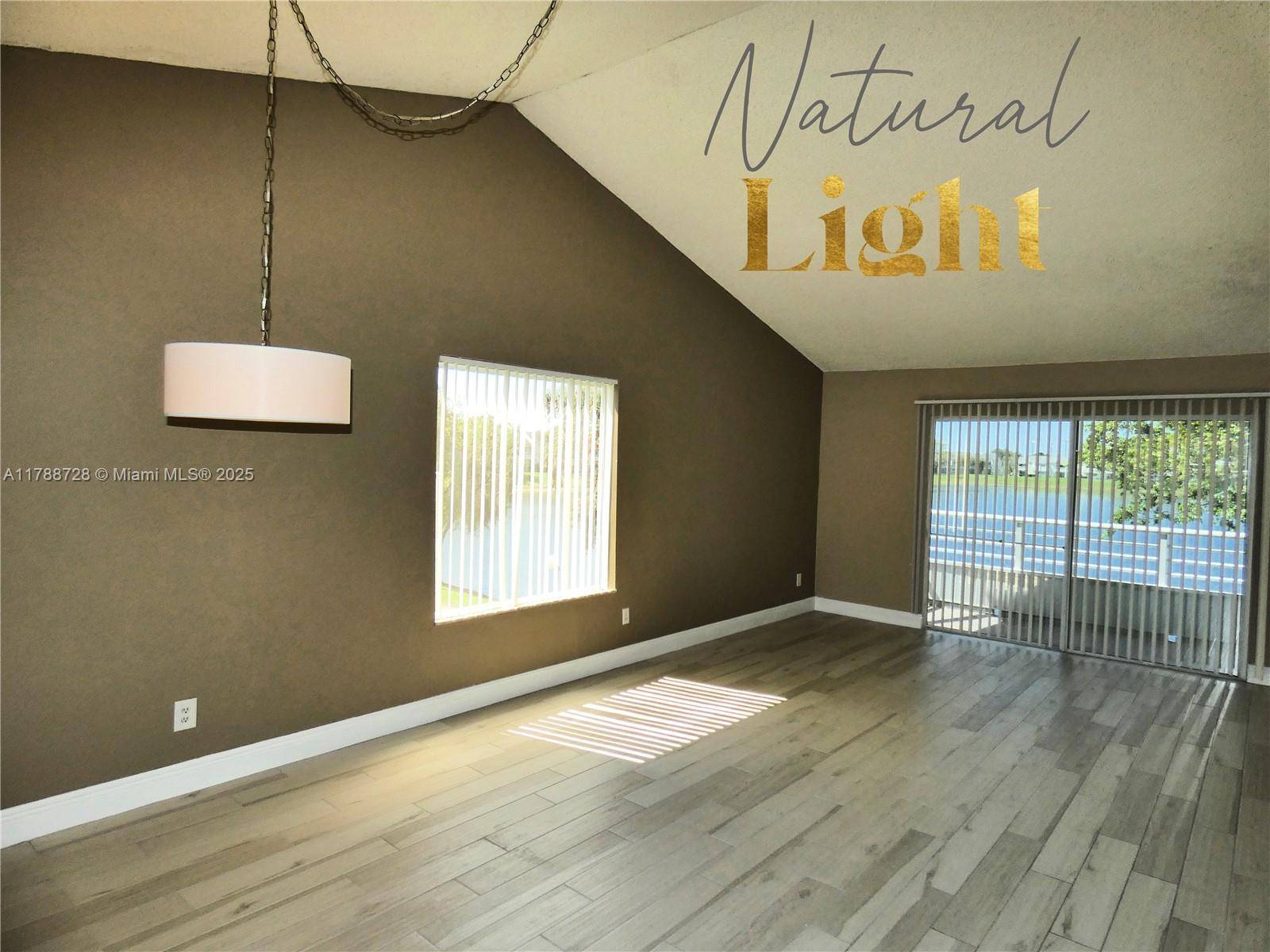 Oakland Park, FL 33309,3473 NW 44th St #201