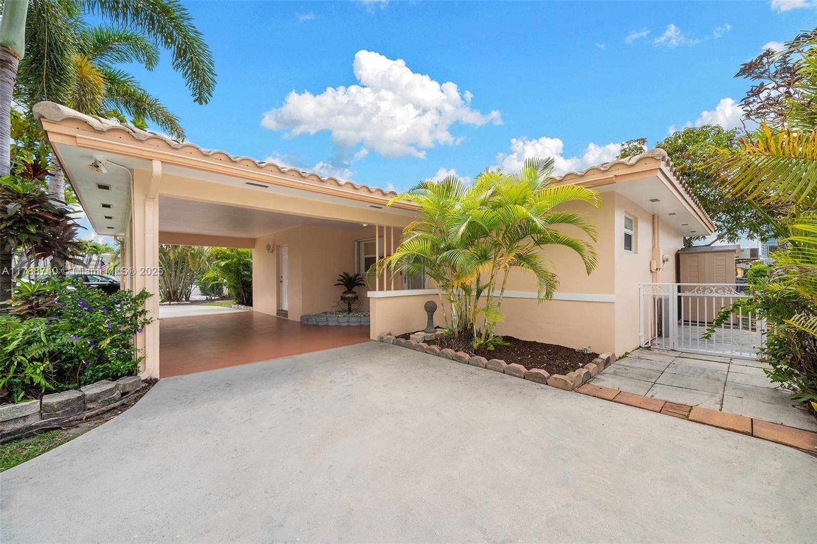 Hallandale Beach, FL 33009,1106 NE 3rd St