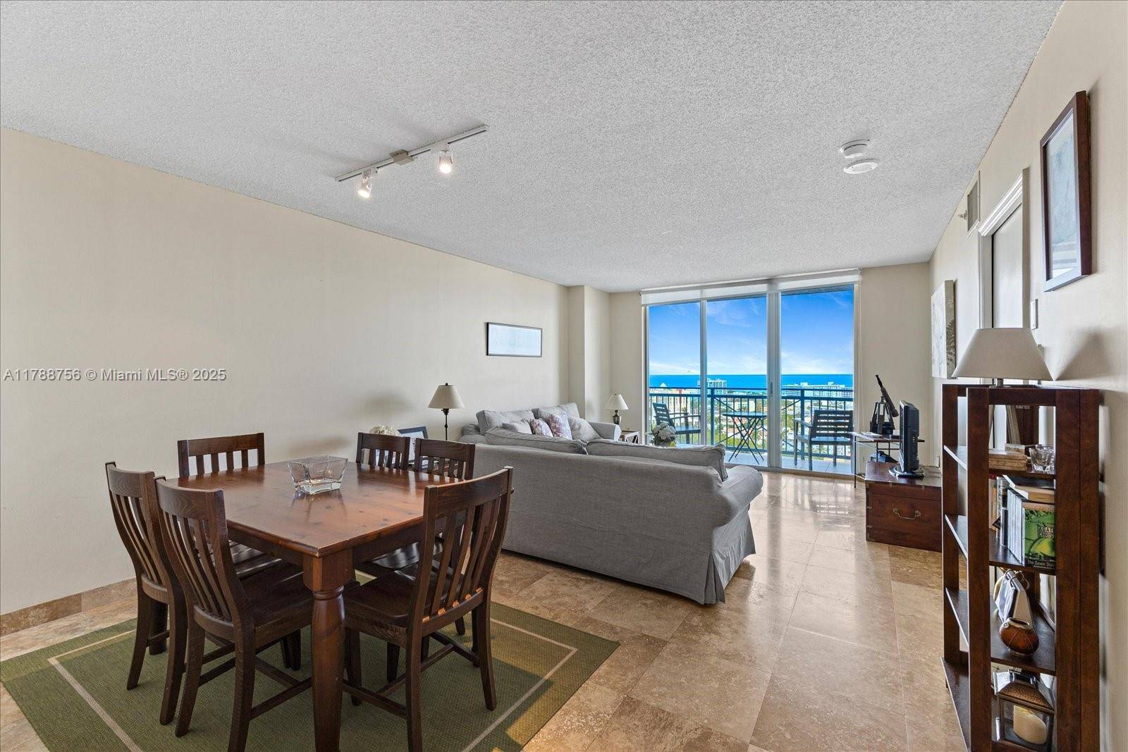 Miami Beach, FL 33139,90 Alton Rd #2005