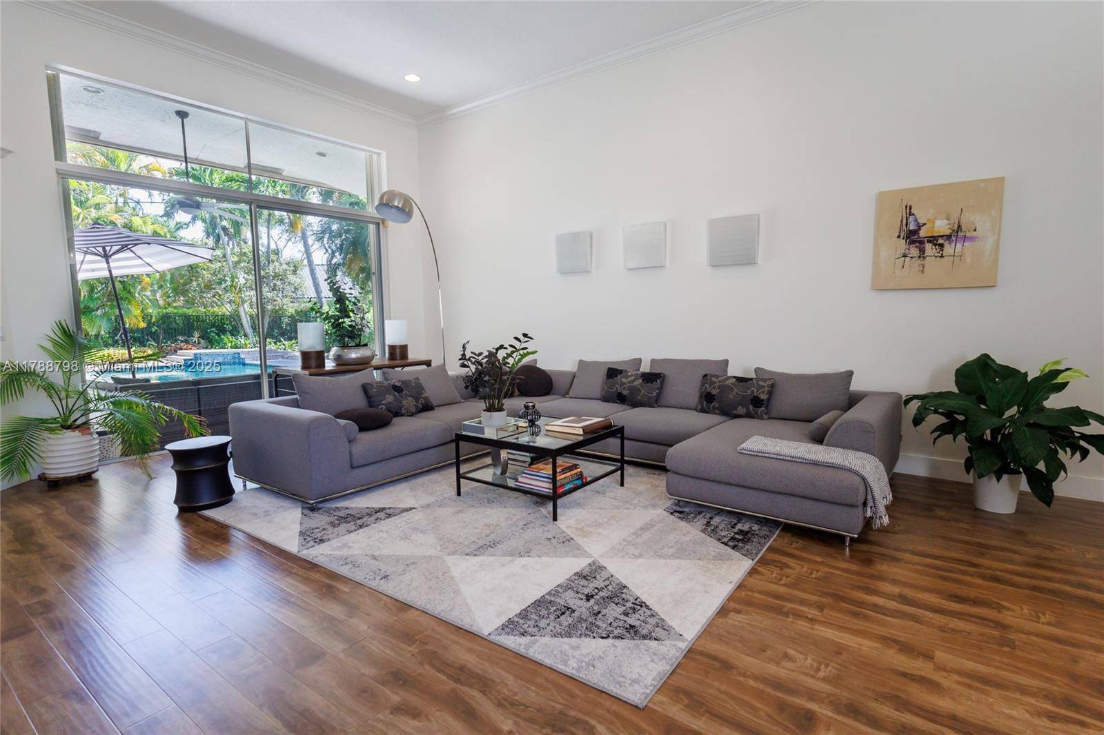 Weston, FL 33327,280 Landings Blvd #280