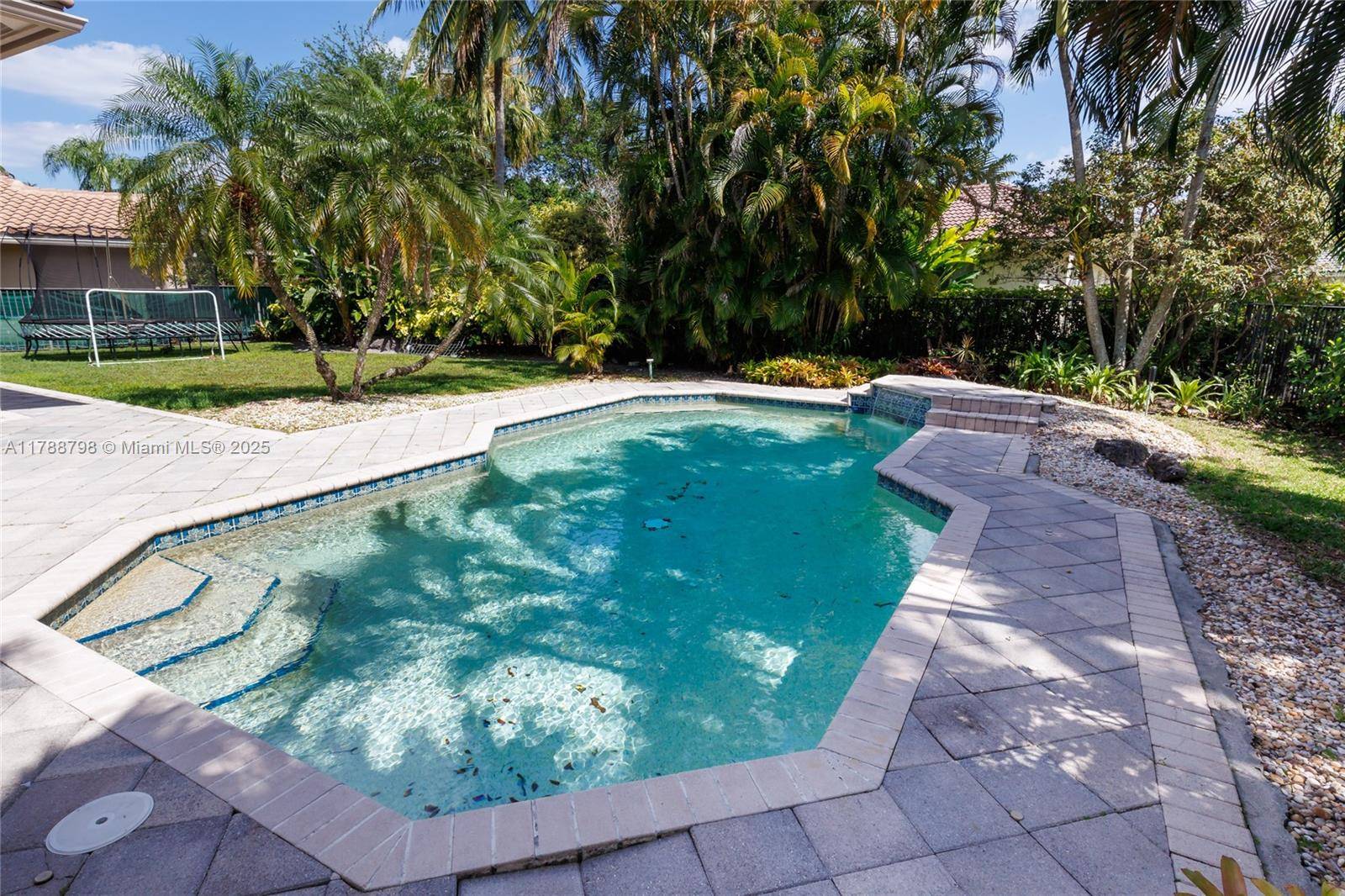 Weston, FL 33327,280 Landings Blvd #280