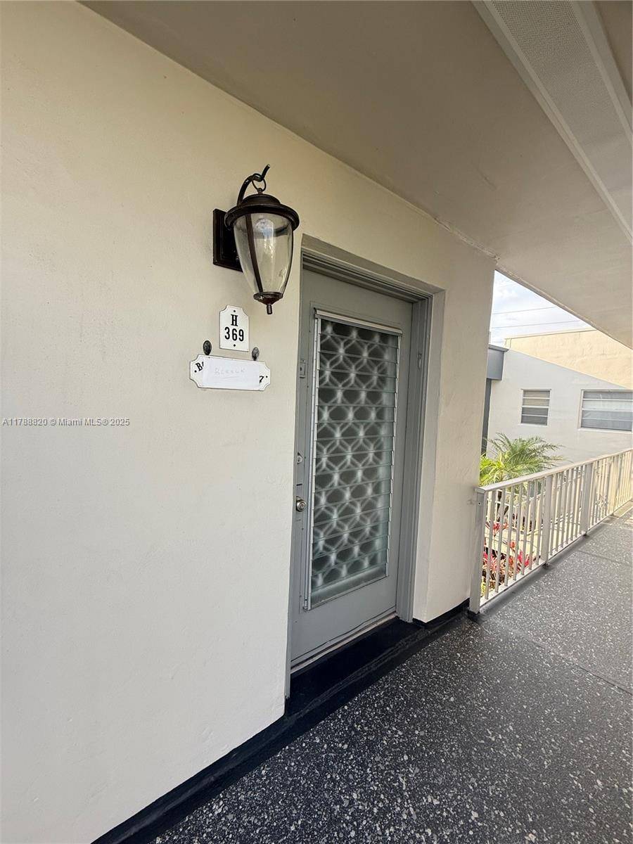 Delray Beach, FL 33484,369 Burgundy H #369