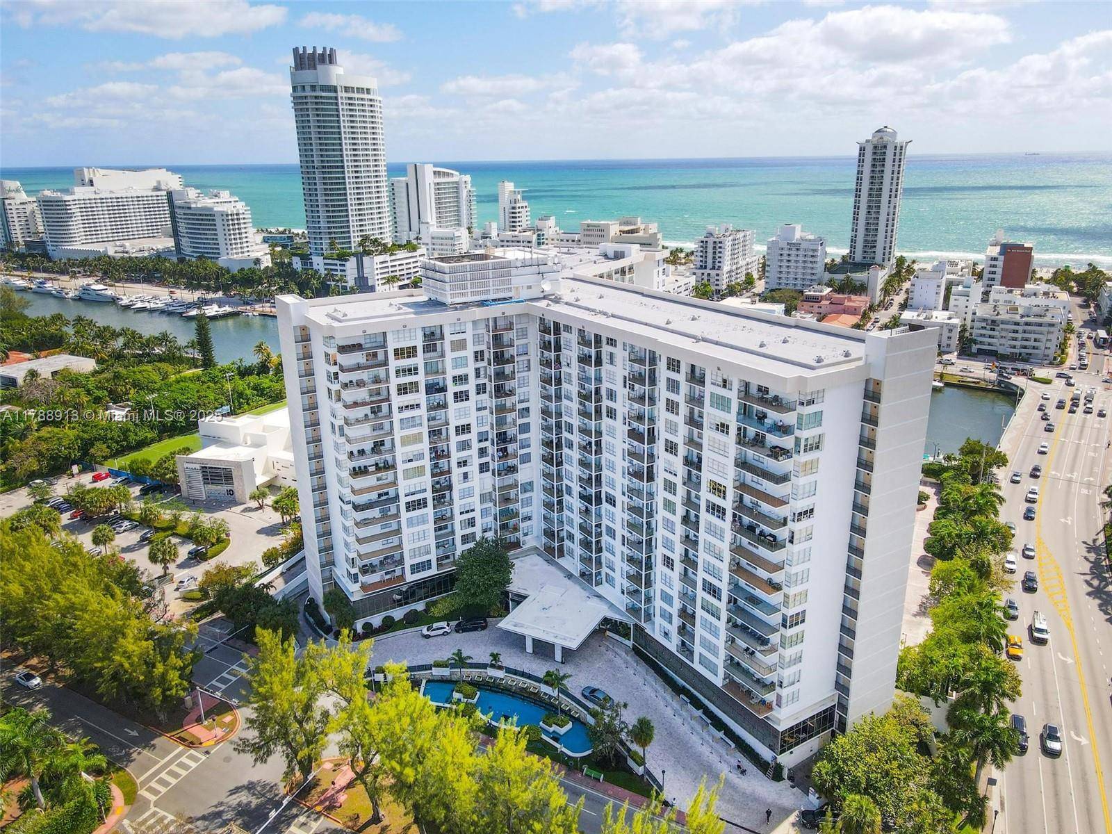 Miami Beach, FL 33140,4101 Pine Tree Dr #1407