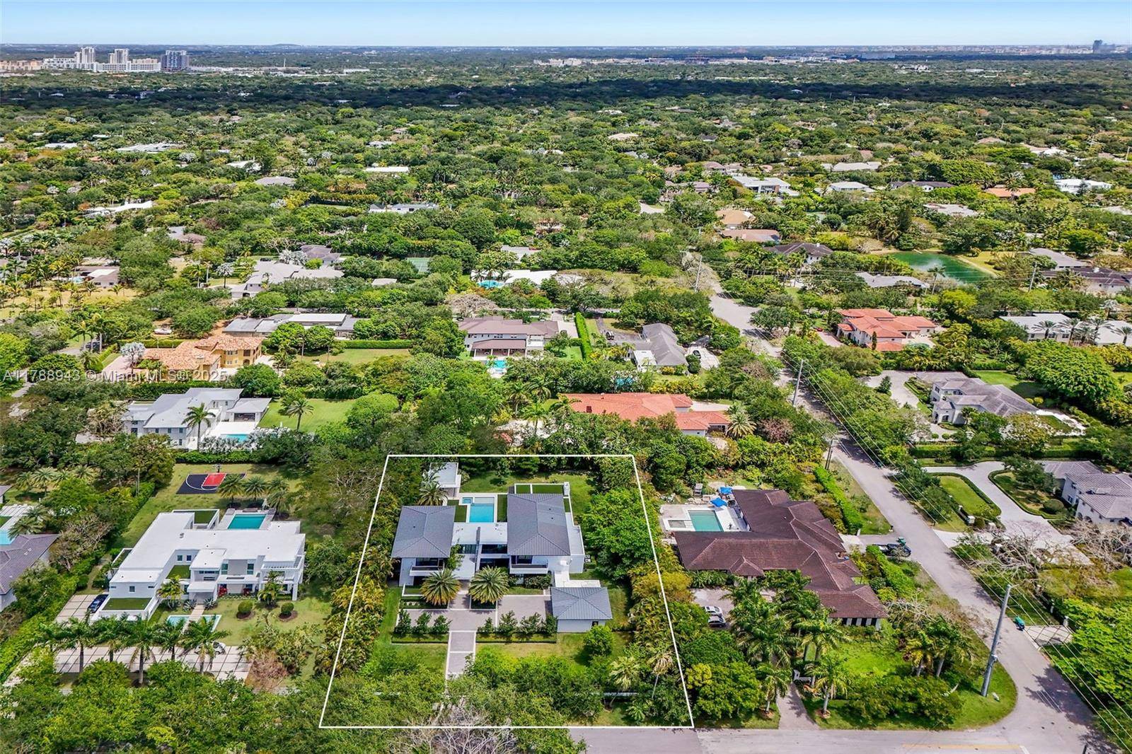 Pinecrest, FL 33156,6255 SW 110th St
