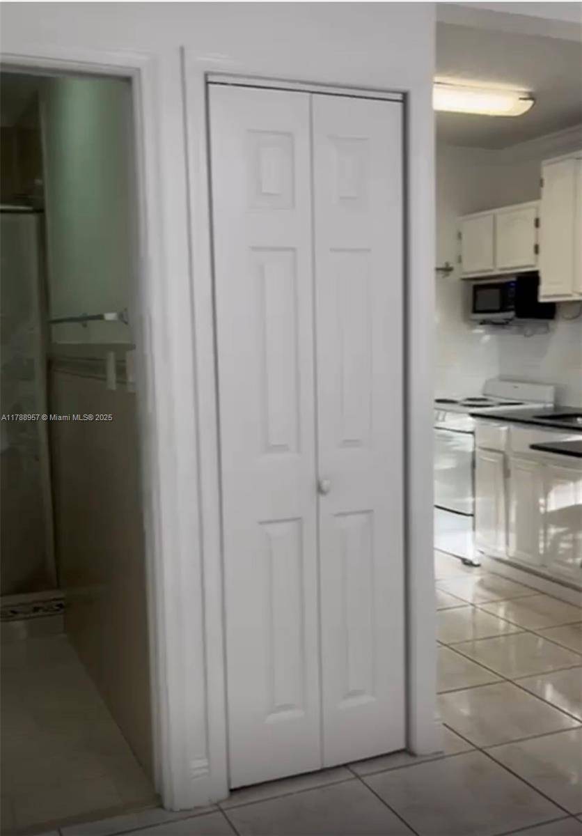 Miami, FL 33173,10720 SW 63 ST #1