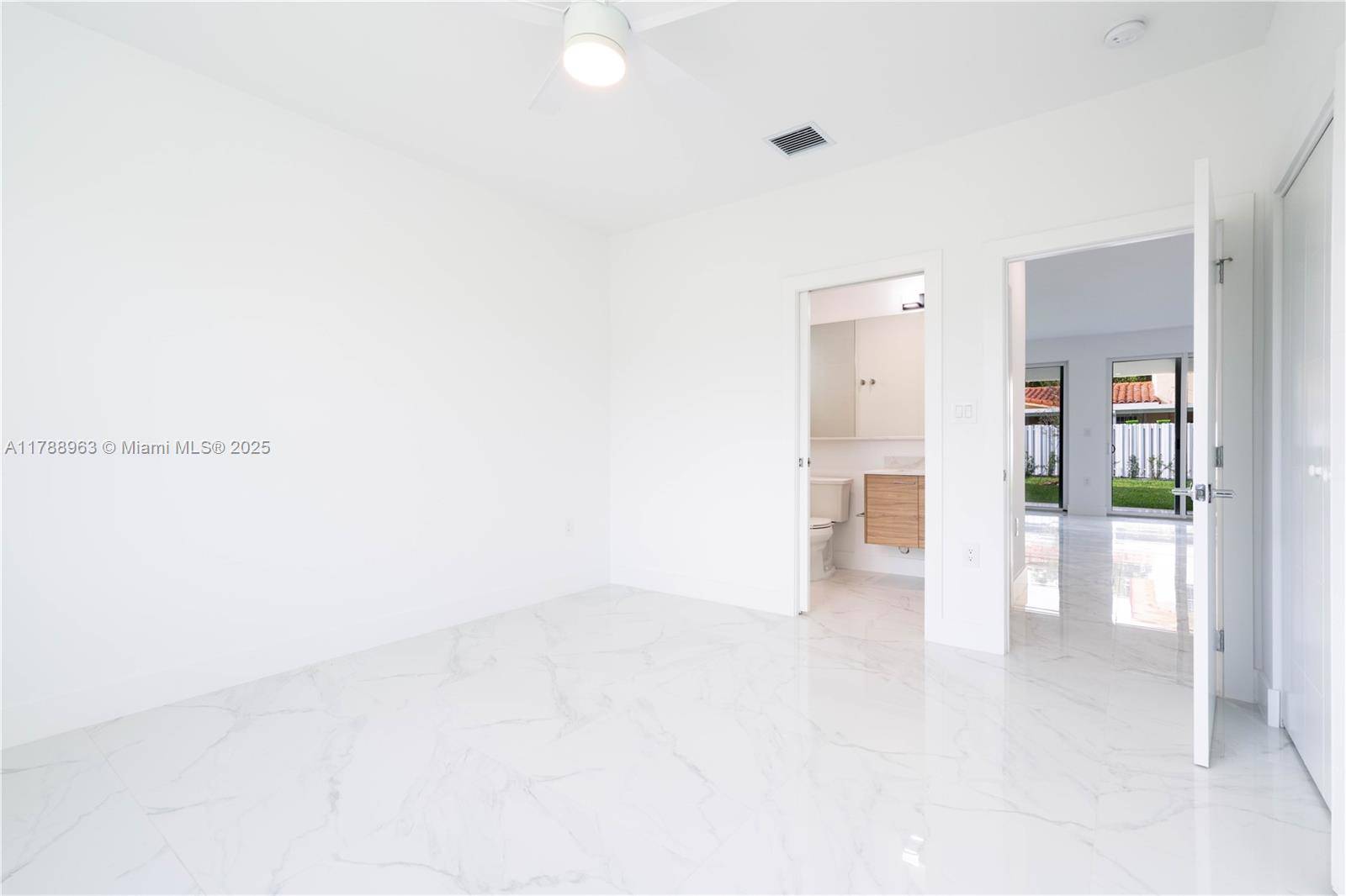Miami, FL 33129,910 SW 24th Rd