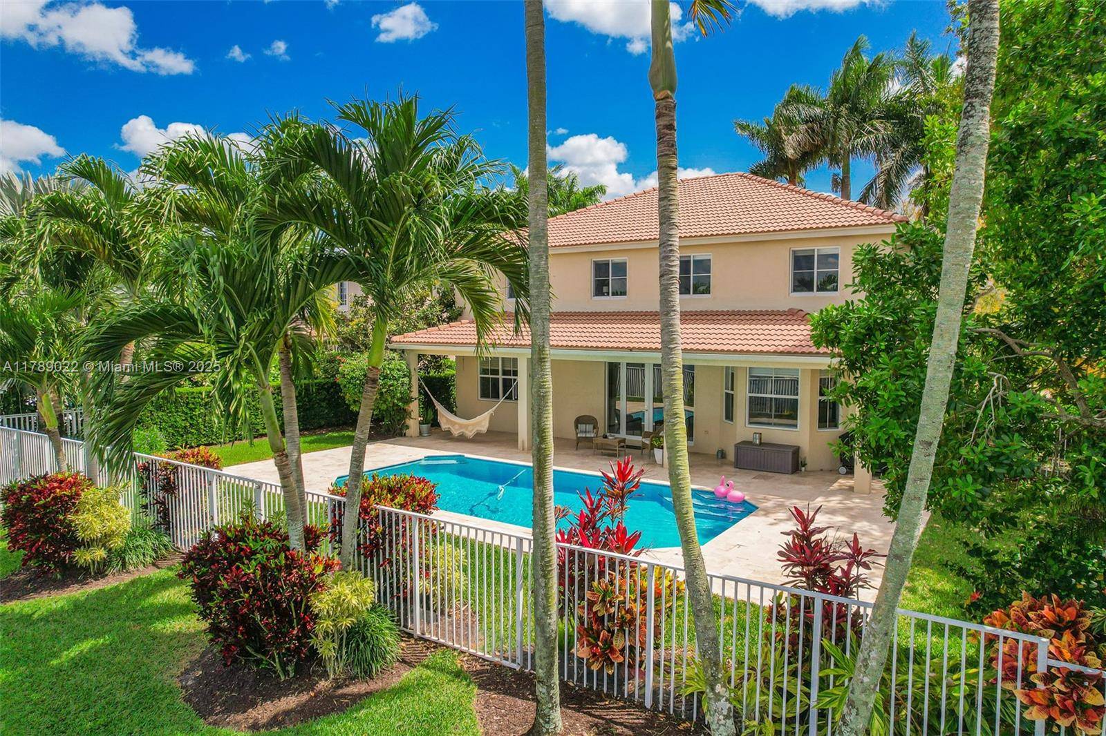 Weston, FL 33327,1092 Lavender Cir