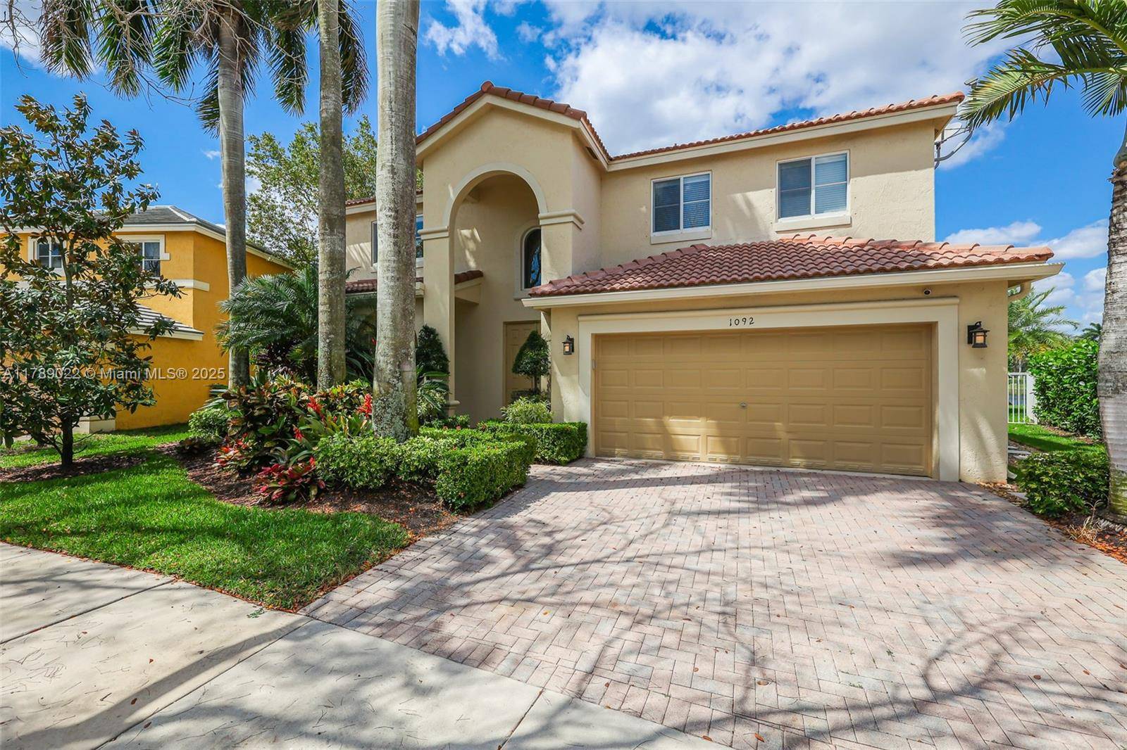 Weston, FL 33327,1092 Lavender Cir