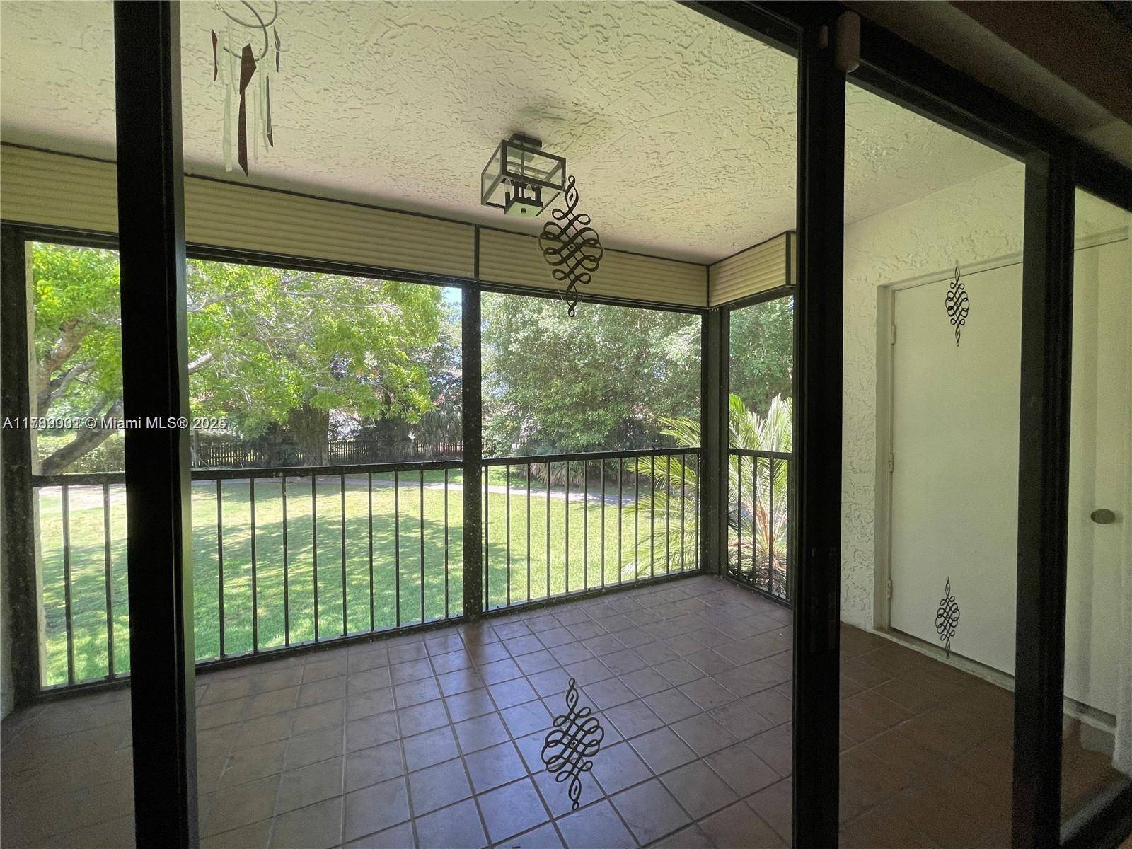 Delray Beach, FL 33484,5121 Oak Hill Ln #426