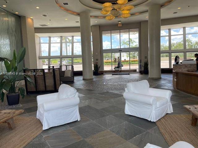 Sunrise, FL 33323,2681 N Flamingo Rd #1501S