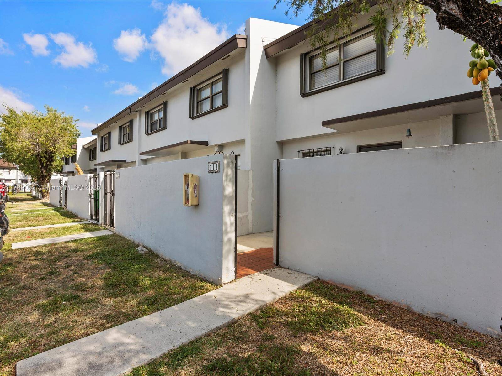 Miami, FL 33193,8000 SW 152nd Ave #111