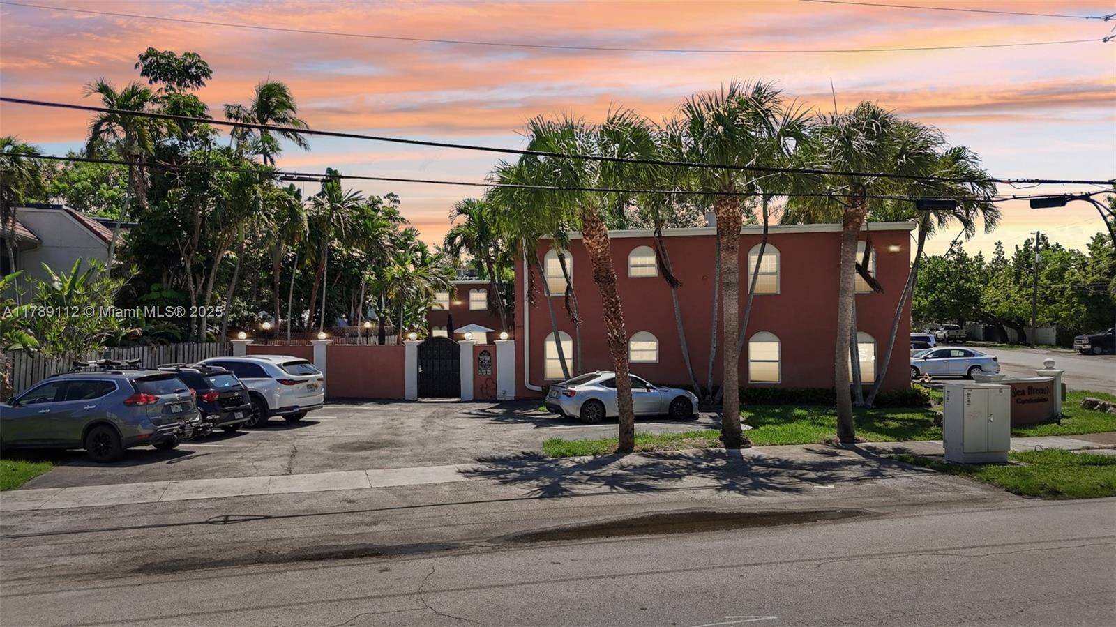 Fort Lauderdale, FL 33316,1405 Miami Rd #5
