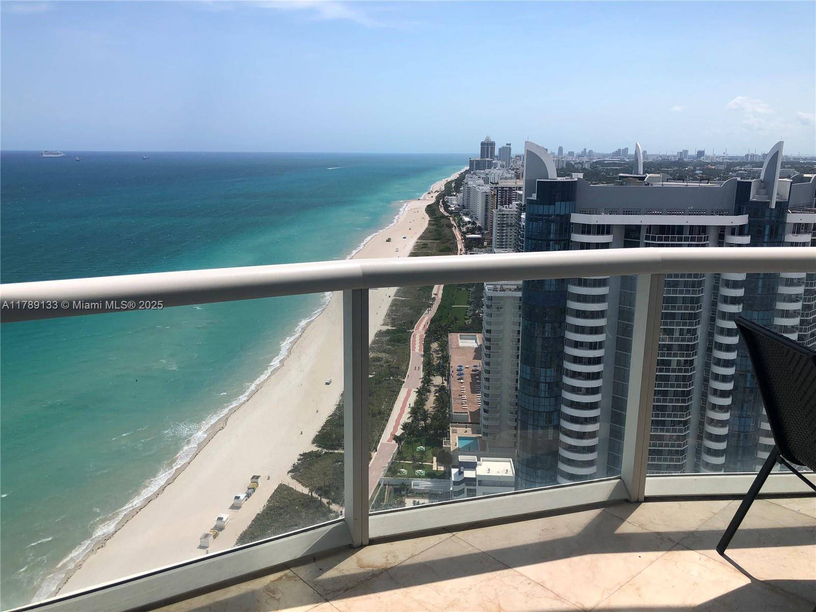 Miami Beach, FL 33141,6365 Collins Ave #3704