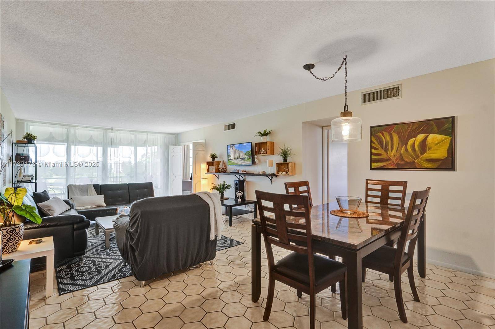 Pompano Beach, FL 33069,2671 S Course Dr #409